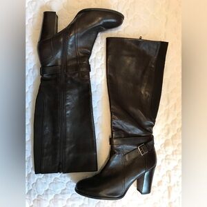 Women Leather boots with heel,